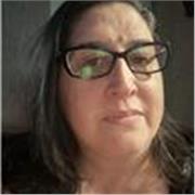 Profesora titulada en Filología española en la rama de literatura. Experiencia en IES públicos del Principado de Asturias