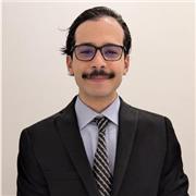 English teacher with 7 years of experience and university certification