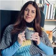 I am a passionate about supporting young adults' wellbeing and aim to coach students to empower them.