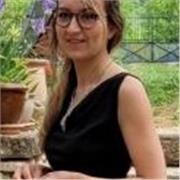 Ancienne RRH et intervenante en Ecole (Bac+3 et 4), je propose aujourd'hui des cours de soutien scolaire.