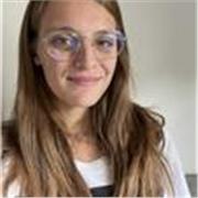 Sono una studentessa di Odontoiatria e mi propongo come aiuto compiti indirizzato ad alunni di scuola elementare e di scuola media