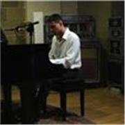 Pianista jazz concertista insegna pianoforte , pianoforte jazz e musica jazz anche per altri strumenti