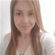 Profesora de Administración con grandes conocimientos en el área de emprendimiento, gestión humana y administración para jóvenes y adultos