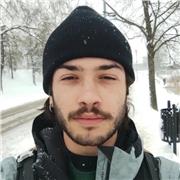 Profesor italiano nativo y estudiante avanzado de Lengua y Cultura Española, viviendo en Sevilla