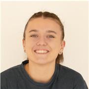 studentessa di medicina offre ripetizioni di latino