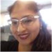 Profesora de español, imparte clases a niños y adultos