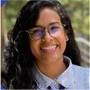 Clases dinámicas de biología impartidas por investigadora experta en educación