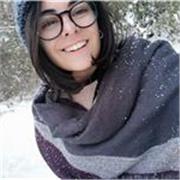 Sono una studentessa pronta a seguire nello studio bambini o ragazzi delle medie da remoto.