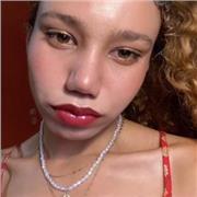 Titulada en educación infantil, experiencia con niños/as de 0 a 6 años.