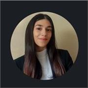 Graduada en Turismo con interés por la enseñanza. Imparto clases de apoyo escolar para Primaria y ESO, ayudando a los alumnos