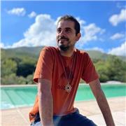 Coach Ontologico profesional e instructor de Meditacion. Acompaño procesos de transformacion y autoconocimiento