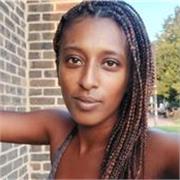 English tutor con ottime capacità di comunicazione e interazione con ragazzi e bambini