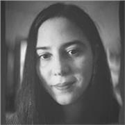 Native US speaker with a background in content writing. Experienced tutoring young adults and up in English and Portuguese (EU). 