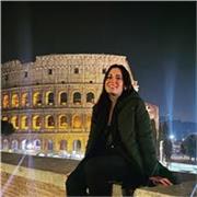 Laureata in giurisprudenza, con pratica forense in diritto civile e tirocinio ex art. 73 in diritto penale, entrambi già terminati, impartisce lezioni di diritto penale e civile