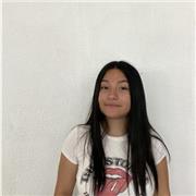 Me defino como una persona que tiene ganas de enseñar, intentar ayudar a personas que lo necesitan y ser capaz de ayudarlos. Daría clase a alguien con el objetivo de que aprenda lo máximo para el próximo curso pueda superarse a sí mismo.