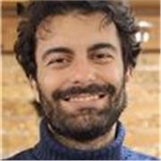 Profesor titulado en Física, con amplia experiencia en la enseñanza de Matemáticas y Física en todos los niveles educativos.