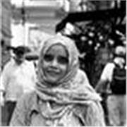 English Tutor who teaches english for complete beginner 