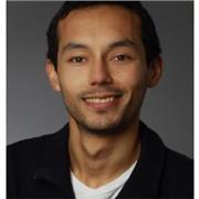 Spanisch Tutor, der Kinder aller Altengruppen unterrichtet