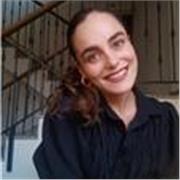 Educadora social, con experiencia en dinámicas de estudios primarios.