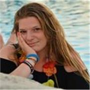 Mi piacerebbe essere d'aiuto per i bambini delle scuole elementari e dei ragazzi delle scuole medie per i compiti e per lo studio.