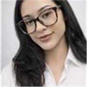 Estudiante de Traducción e Interpretación, con amplia experiencia impartiendo clases particulares de idiomas a niños.