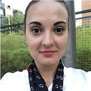 Soy estudiante de último curso del grado en ADE que se ofrece a dar clases particulares de matemáticas, inglés (dispongo de certificado de idiomas C1) y asignaturas relacionadas con el grado en ADE