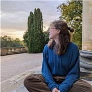 Prof de sciences naturelles et langues (Français, Allemand, Anglais) de la primaire au collège!