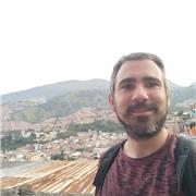 10 años de experiencia en ESO y bachiller de profesor de física, biología, matemáticas y en clase de diversidad. 7 como particular