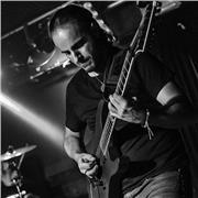 Insegnante di Chitarra sia in presenza che online