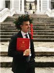 Docente di letteratura italiana laureato con lode + master e varie specializzazioni impartisce lezioni private