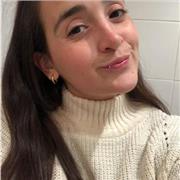 Profesora de educación física con apoyo en otras áreas si es necesario