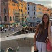 Diplomata al liceo di Lingue, ora studentessa universitaria di Biologia, offro ripetizioni per più materie a bambini delle elementari e ragazzi delle medie