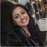 Native English Tutor | BA English Literature | Warm & Supportive Lessons