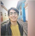 Estudiante de licenciatura español y literatura da clase