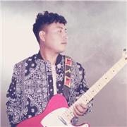 Artes musicales piano, guitarra, bajo eléctrico y batería