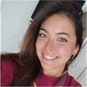 Profesora de primaria apta para todas las edades y niveles.