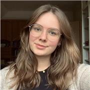 Physikstudentin als erfahrene Mathe-Nachhilfelehrerin