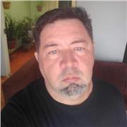 Professor graduado na UFMA e com larga carreira na indústria