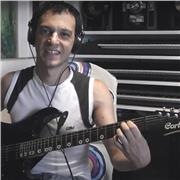 Lezioni di chitarra classica, elettrica e basso, per tutte le età