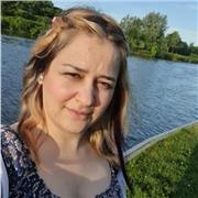 Ingénieure, triple langues