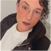Profesora de fotografía con 10 años de experiencia, apta para impartir clases a todas las edades y niveles 