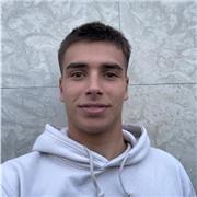 Estudiante de Ingeniería Biomédica ofrece apoyo en ciencias – en castellano, euskera e inglés