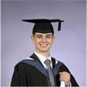 ¡Hola! Soy un profesor de inglès nativo con experiencia dando clases a nińos, adolescentes, y adultos de diferentes niveles aqui en Alicante! Presencial o en linea!