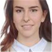 Cuento con el certificado nivel C1 de inglés en Escuela Oficial de Idiomas y experiencia cara el publico con hablantes nativos