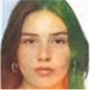 Junge und flexible Nachhilfelehrerin unterstützt Kinder aller Altersgruppen in Englisch