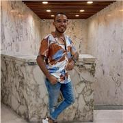 Profesor de emprendimiento y liderazgo, dirigido a todas las personas en Colombia que quieran aprender a como emprender y generar un genocio propio