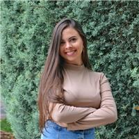 ¡Hola!Soy Alejandra, soy psicóloga y trabajo en el área de Recursos Humanos. Soy nativa del español y tengo experiencia enseñando a angloparlantes desde hace 2 años