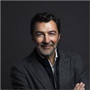 Profesor en ESIC durante 4 años, tanto a estudiantes postgrado como profesionales PYMES. Tanto presencial como online. 