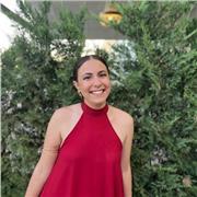 Profesora titulada en Educación Primaria, especialidad PT y Máster en Psicología de la Educación que imparte clases online.