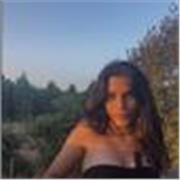 Me llamo Carmen. Me defino como una persona optimista y con ganas de trabajar con niños. Tengo experiencia previa como particular.